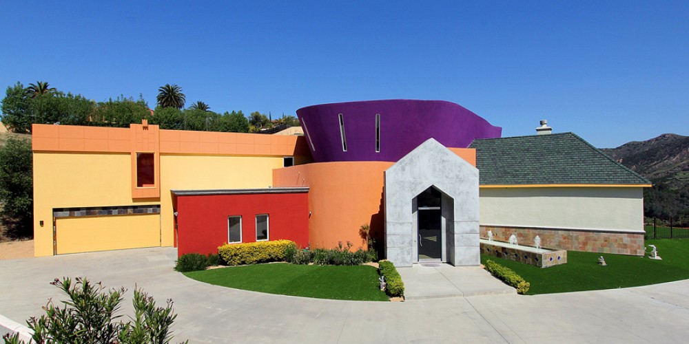 2401 Kanan Road, Agoura, CA 91301