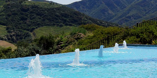 2401 Kanan Road, Agoura, CA 91301