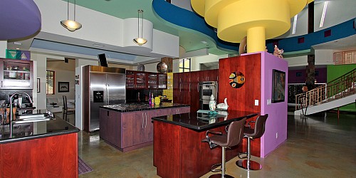 2401 Kanan Road, Agoura, CA 91301