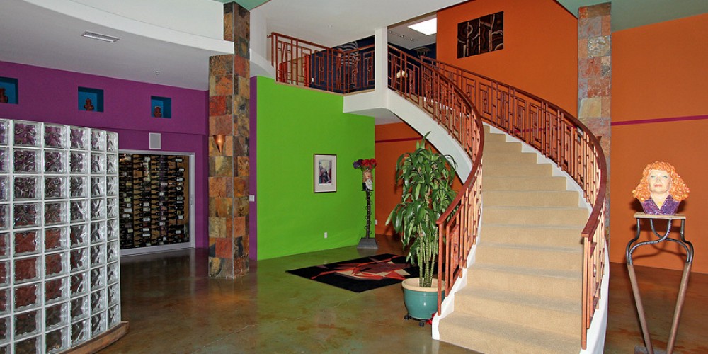 2401 Kanan Road, Agoura, CA 91301