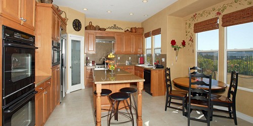 790 Hartglen Ave, Westlake Village, CA 91361