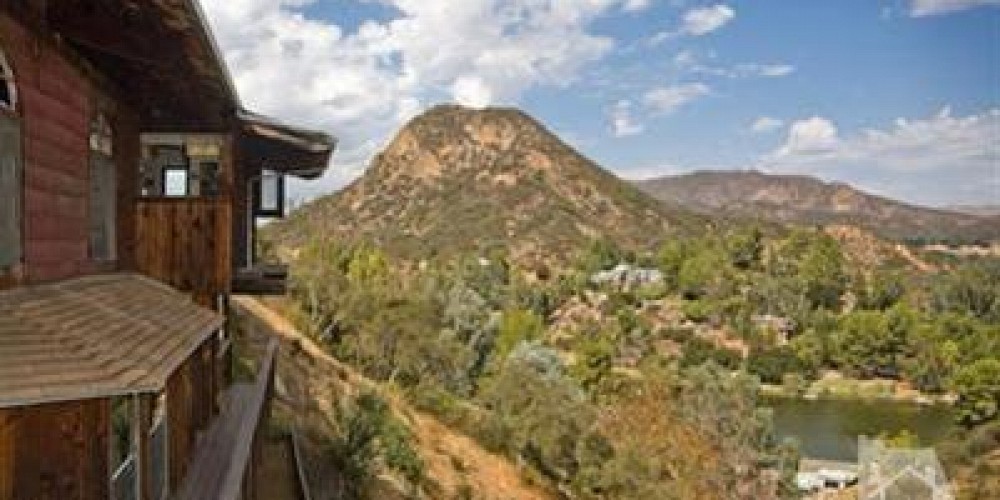 28913 Apache Trail, Agoura Hills, CA 91301