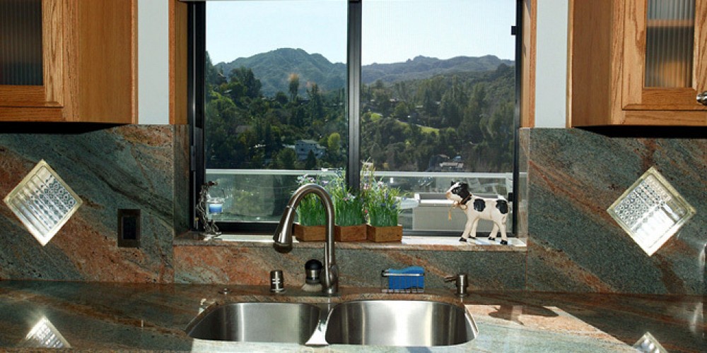 2445 High Point Drive, Agoura, CA 91301