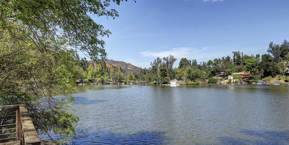 28966 S. Lakeshore Drive, Agoura, CA 91301
