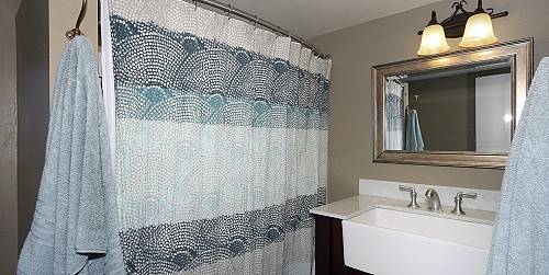 28966 S. Lakeshore Drive, Agoura, CA 91301