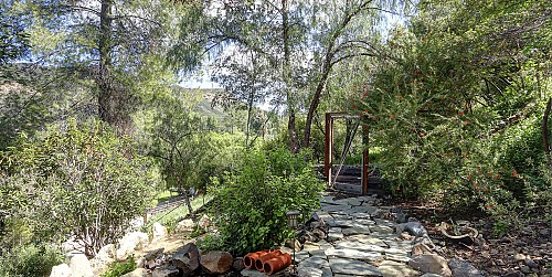 28966 S. Lakeshore Drive, Agoura, CA 91301