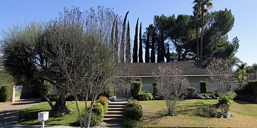 4600 Brewster Drive, Tarzana, CA 91356