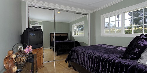 4600 Brewster Drive, Tarzana, CA 91356