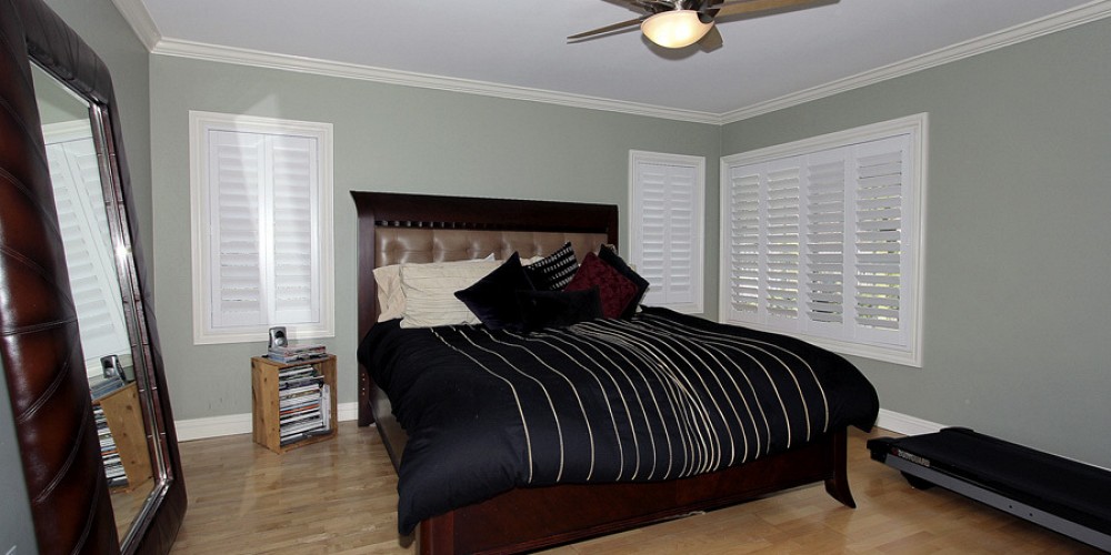 4600 Brewster Drive, Tarzana, CA 91356