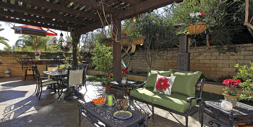 163 Calle Del Prado, Newbury Park, CA 91320