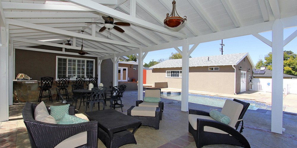 5732 Jumilla Avenue, Woodland Hills, CA 91367