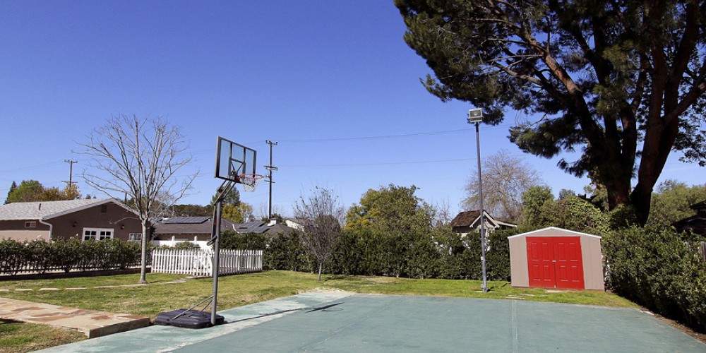 5732 Jumilla Avenue, Woodland Hills, CA 91367