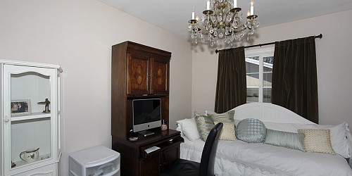 5732 Jumilla Avenue, Woodland Hills, CA 91367