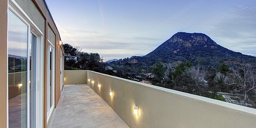 29144 Borg Drive, Agoura, CA 91301