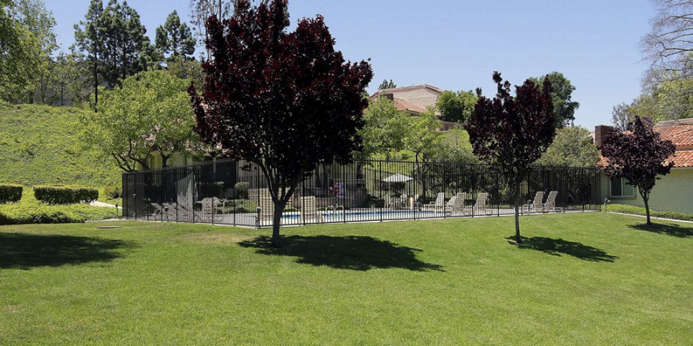 207 Red Oak Lane, Newbury Park, CA 91320