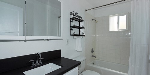 12700 Admiral Way, Los Angeles, CA 90066