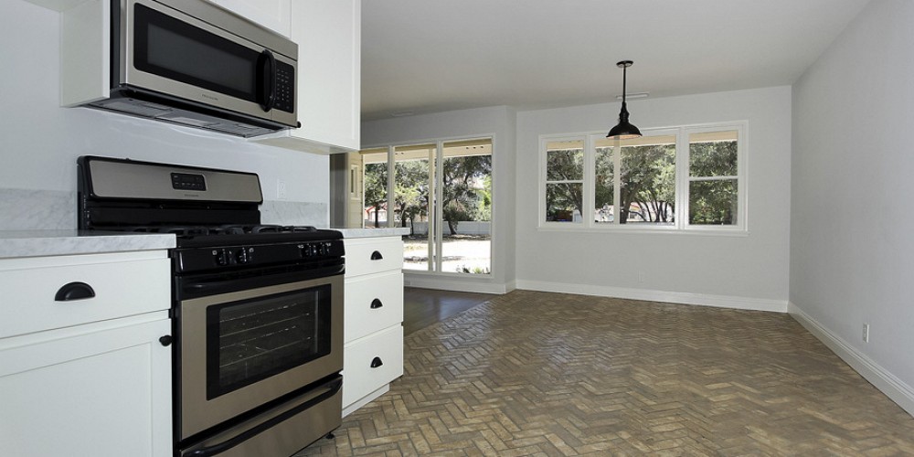 196 N Lomita Avenue, Ojai, CA 93023