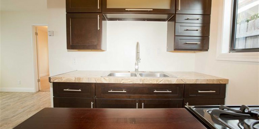 253 Rossmore Drive, Oxnard, CA 93035