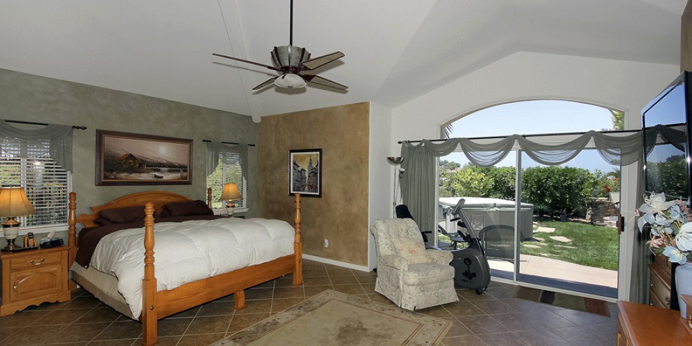 789 Emerson Street, Thousand Oaks, CA 91362