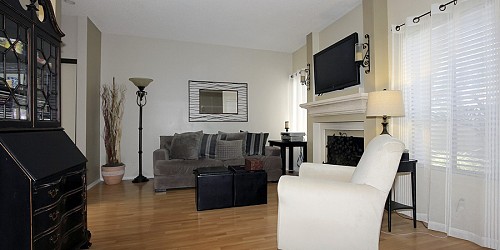 161 Mcafee Court, Thousand Oaks, CA 91360