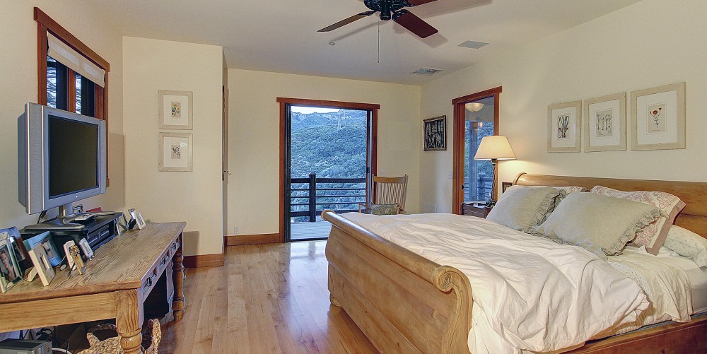 28954 Crest Drive, Agoura, CA 91301