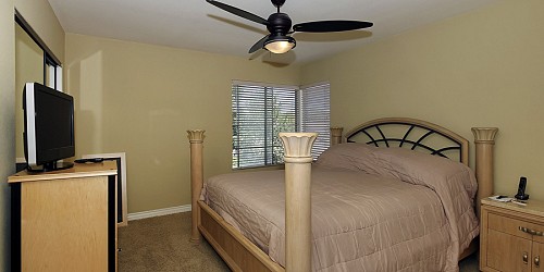 221 Camino Leon, Camarillo, CA 93012