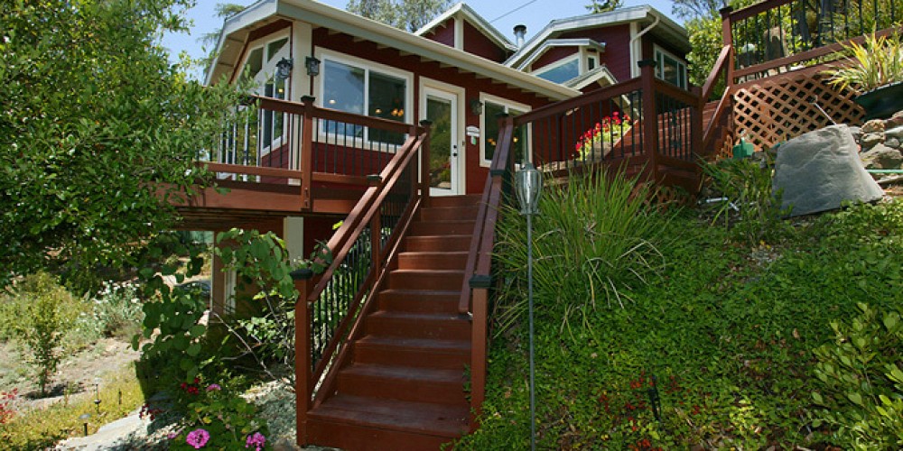 2306 Terrace Lane, Agoura, CA 91301