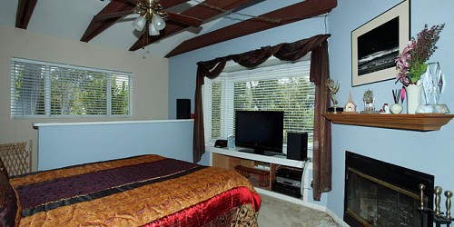 2306 Terrace Lane, Agoura, CA 91301