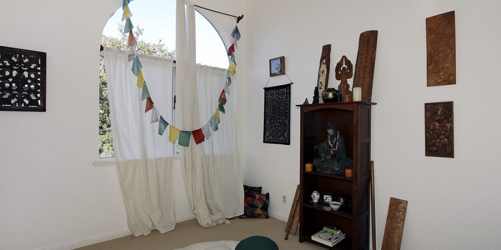 29220 Crags Drive, Agoura, CA 91301