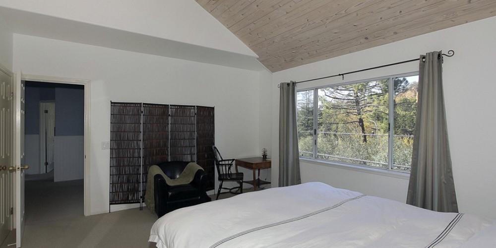 29220 Crags Drive, Agoura, CA 91301