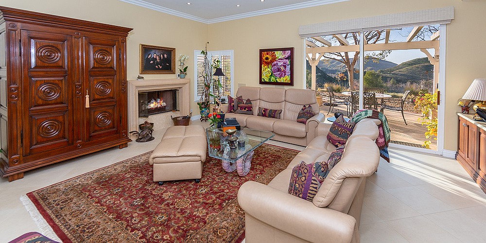 29821 Westhaven Drive, Agoura, CA 91301