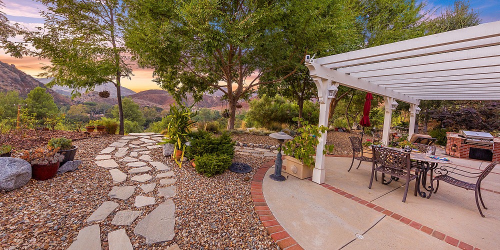 29821 Westhaven Drive, Agoura, CA 91301