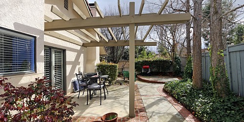 405 Vista Dorado Lane, Oak Park, CA 91377