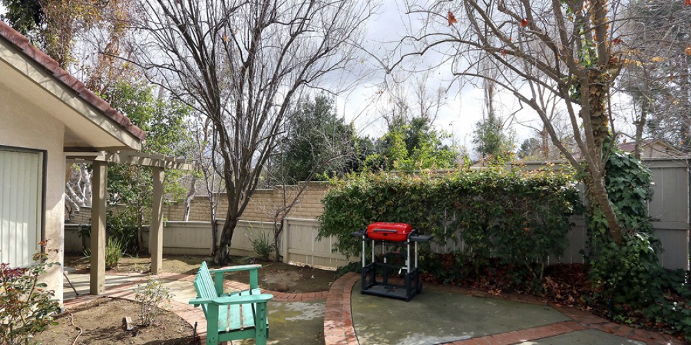 405 Vista Dorado Lane, Oak Park, CA 91377