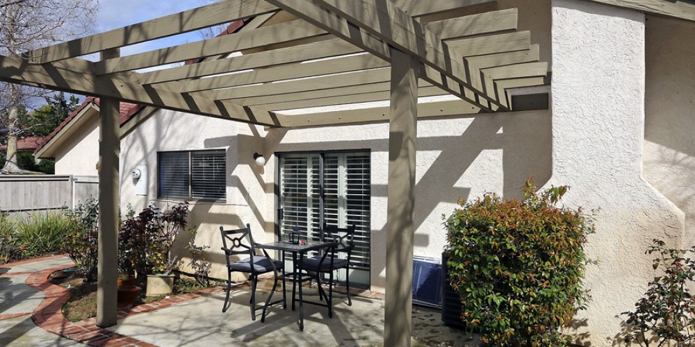 405 Vista Dorado Lane, Oak Park, CA 91377