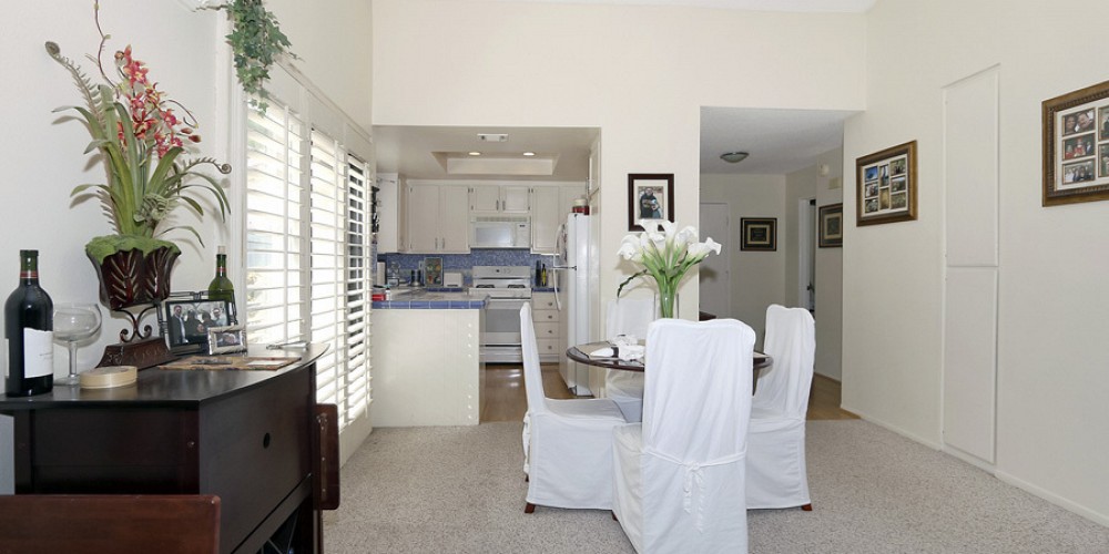 405 Vista Dorado Lane, Oak Park, CA 91377