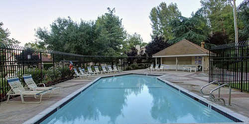 405 Vista Dorado Lane, Oak Park, CA 91377