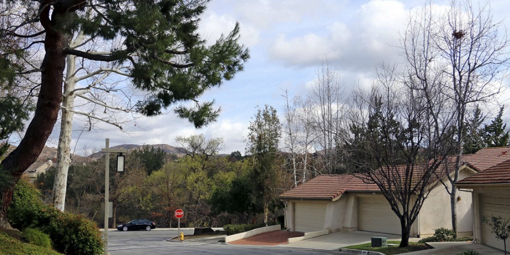 405 Vista Dorado Lane, Oak Park, CA 91377