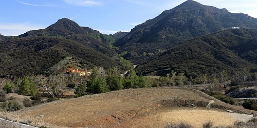 31625 Lobo Canyon Road, Agoura, CA 91301