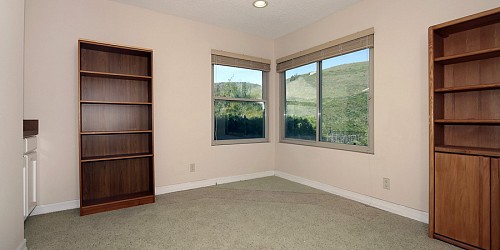 29547 Fountainwood Street, Agoura Hills, CA 91301