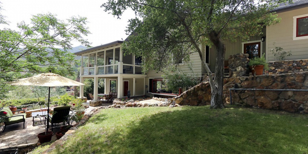 2305 Sugarloaf Drive, Agoura, CA 91301