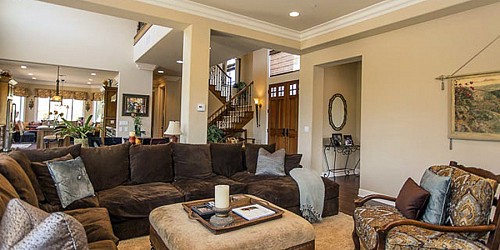 2265 Pinecrest Road, Agoura, CA 91301