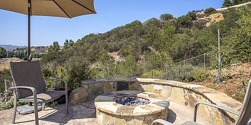 2265 Pinecrest Road, Agoura, CA 91301