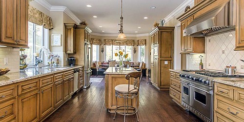 2265 Pinecrest Road, Agoura, CA 91301