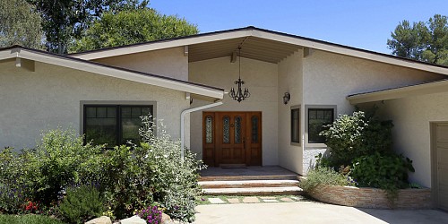 5382 Chesebro Road, Agoura Hills, CA 91301