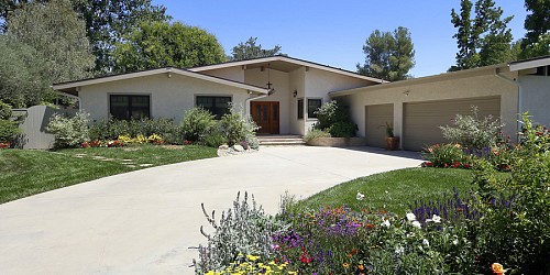 5382 Chesebro Road, Agoura Hills, CA 91301