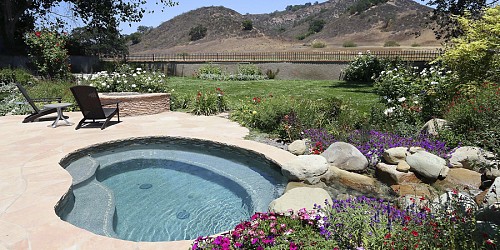 5382 Chesebro Road, Agoura Hills, CA 91301