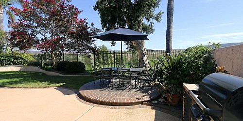 984 Firestone Circle, Simi Valley, CA 93065