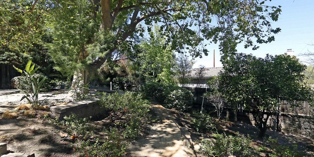 22933 Crespi Street, Woodland Hills, CA 91364