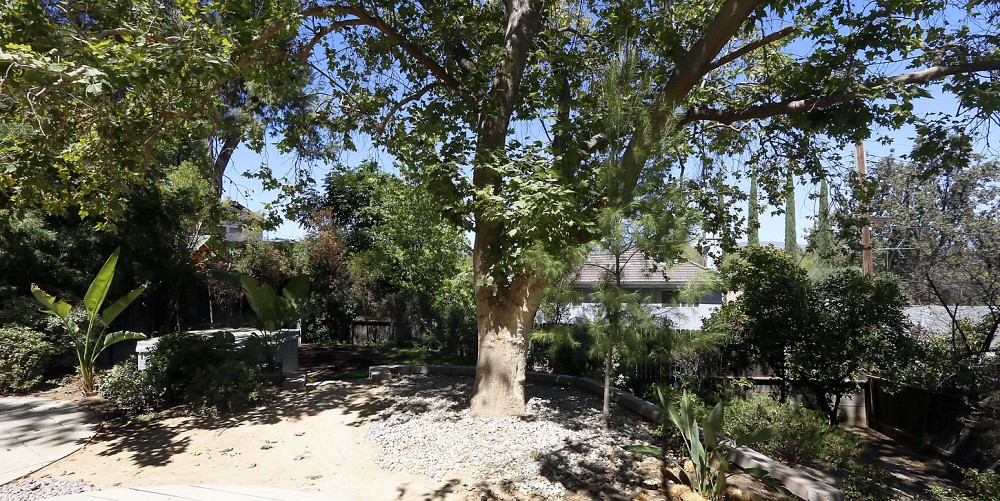 22933 Crespi Street, Woodland Hills, CA 91364